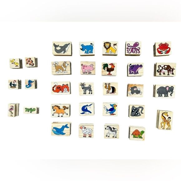 Melissa & Doug Kids Deluxe Set of 30 Wooden Easy Grip Animal Stamps. Art. - Picture 1 of 5